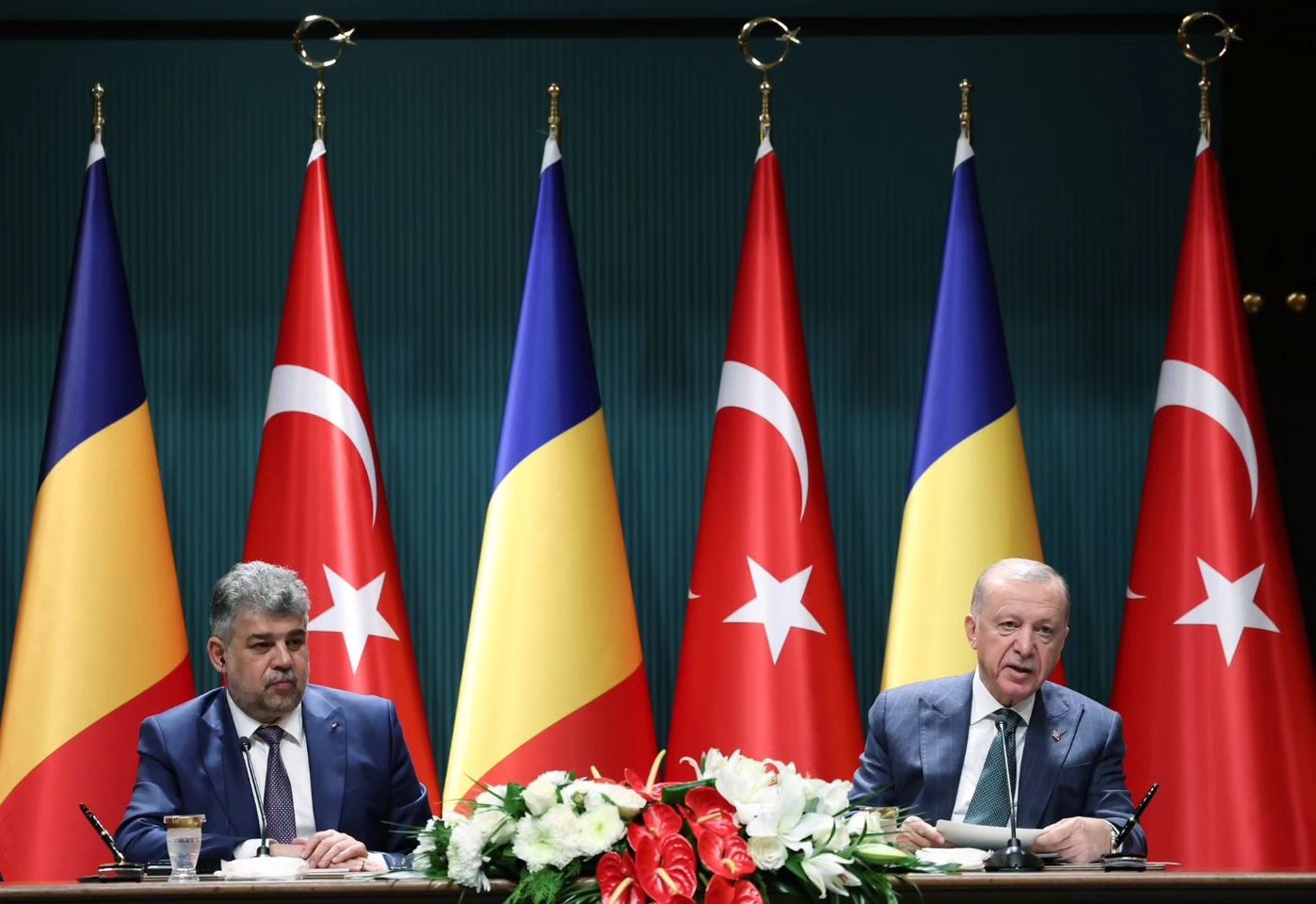 Cumhurbaşkanı Erdoğan ve Romanya Başbakanı İşbirliği Konseyi'nde Buluştu