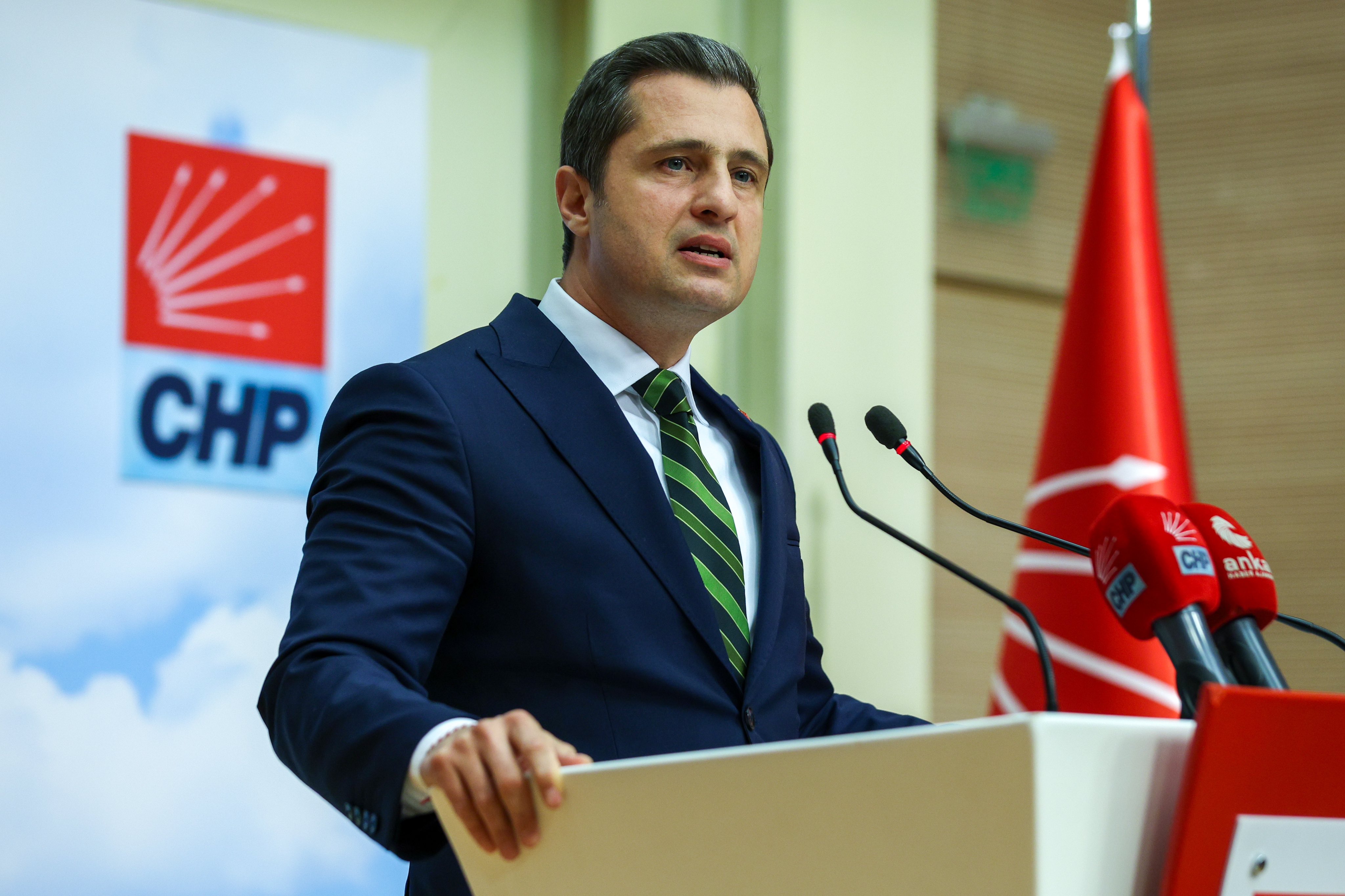 CHP Sözcüsü: İçişleri Bakanı Ağır Suçlamalarla Karşı Karşıya