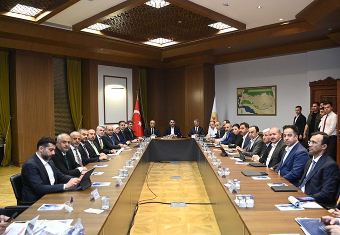 T.C. Çevre, Şehircilik ve İklim Değişikliği Bakanı Kahramanmaraş'ta İstişarelerde Bulundu