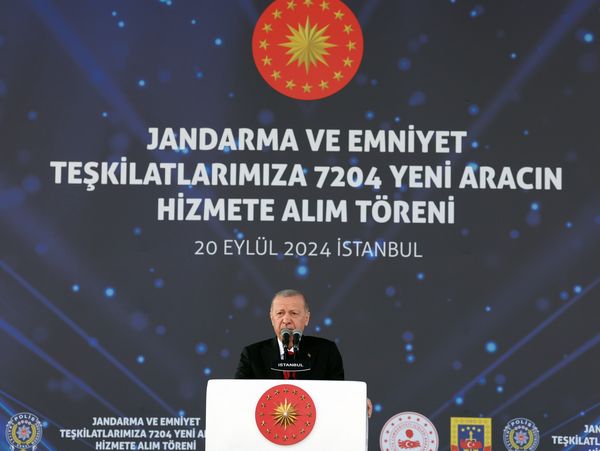 Cumhurbaşkanı Recep Tayyip Erdoğan, Jandarma ve Emniyet Teşkilatlarına Yeni Araçları Hizmete Aldı