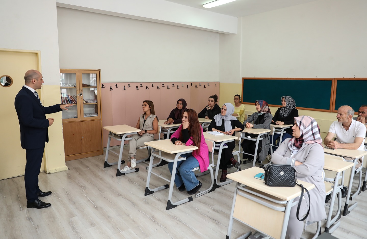 Ailelerin Eğitime Katkısı Arttırılacak