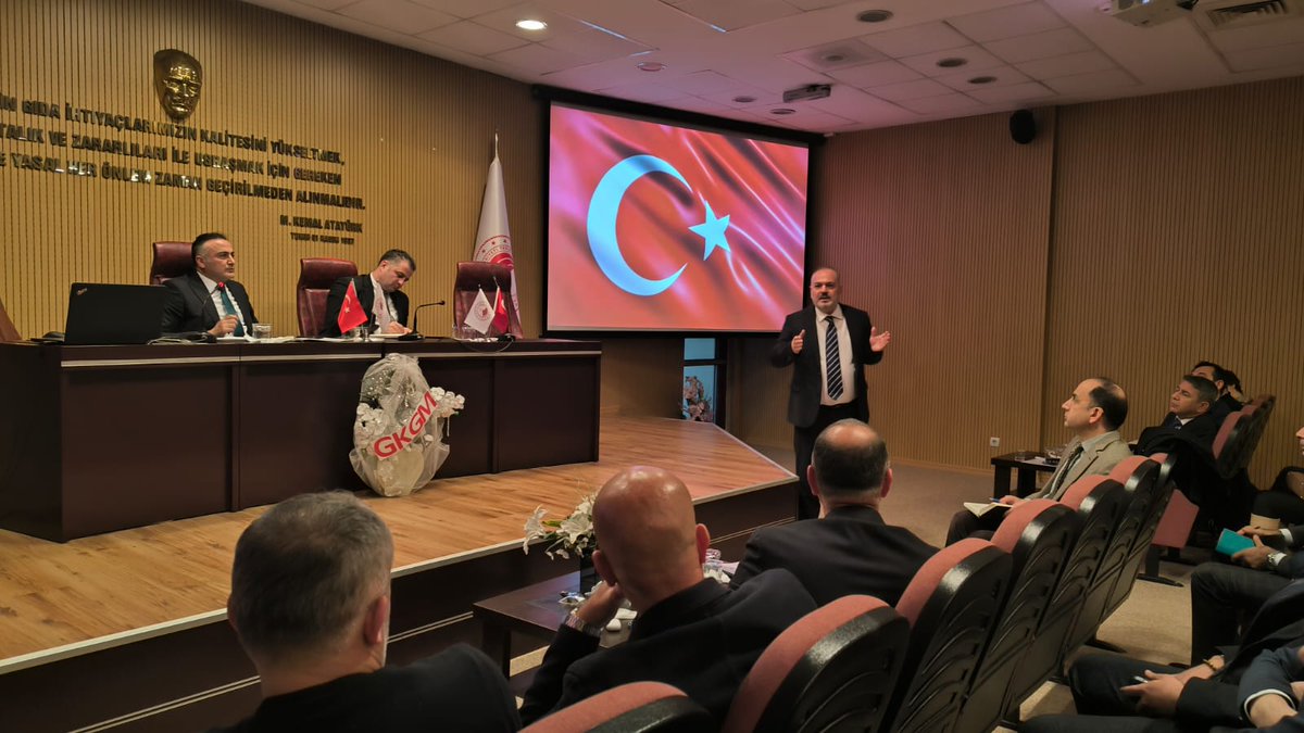 Batı Akdeniz İhracatçılar Birliği Başkanı Ümit Mirza Çavuşoğlu Tarım ve Orman Bakanlığı'nda Fiyat Analizleri Toplantısına Katıldı