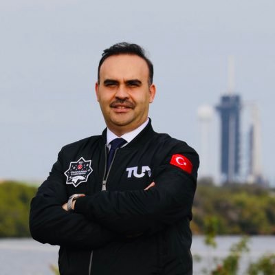 T.C. Sanayi ve Teknoloji Bakanı Mehmet Fatih KACIR'den Sayın Devlet Bahçeli'ne Geçmiş Olsun Dilekleri