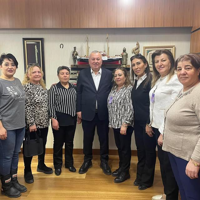 TBMM'de Ziyaretçi Hanım Efendiler
