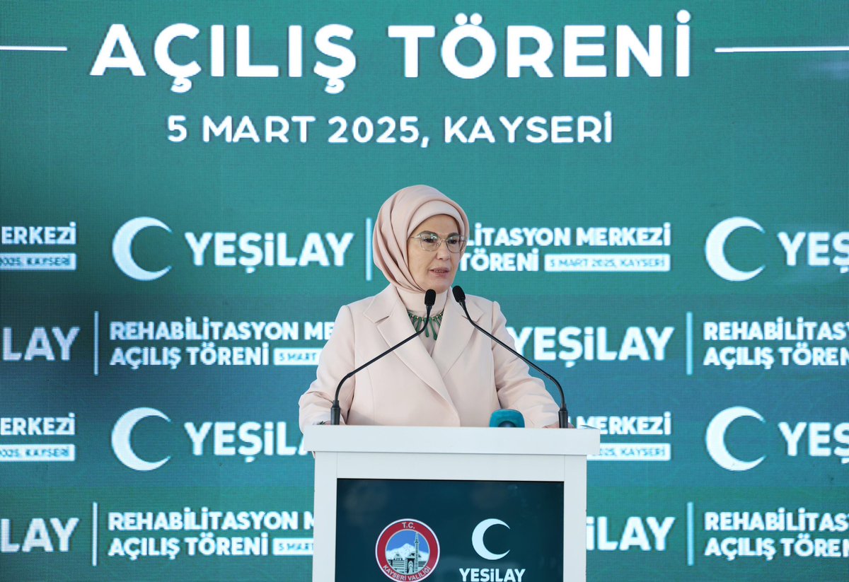 Emine Erdoğan, Kayseri'deki Yeşilay Rehabilitasyon Merkezinin Açılışına Katıldı