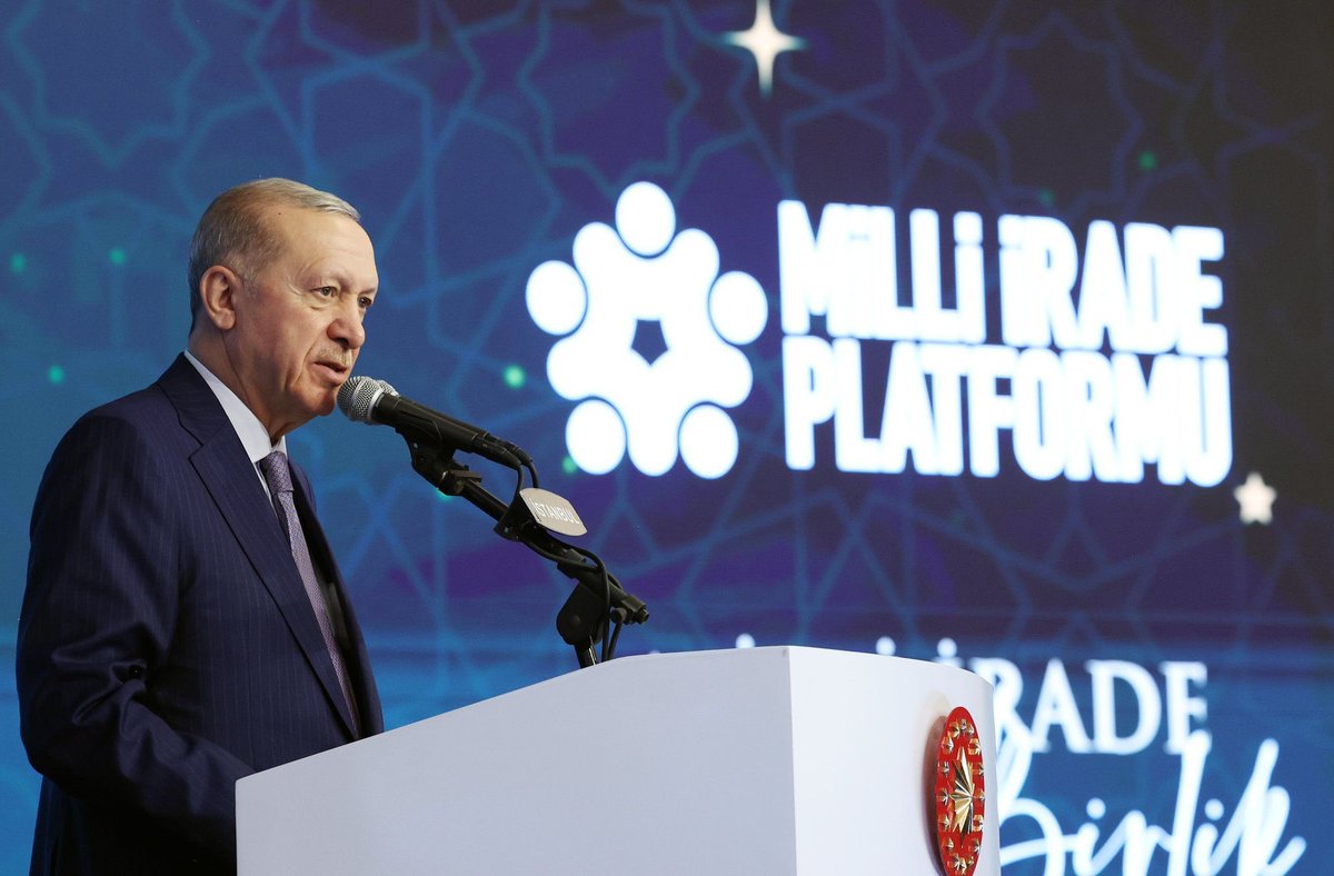 Cumhurbaşkanı Erdoğan, Millî İrade İftarında Gönüllülerle Buluştu