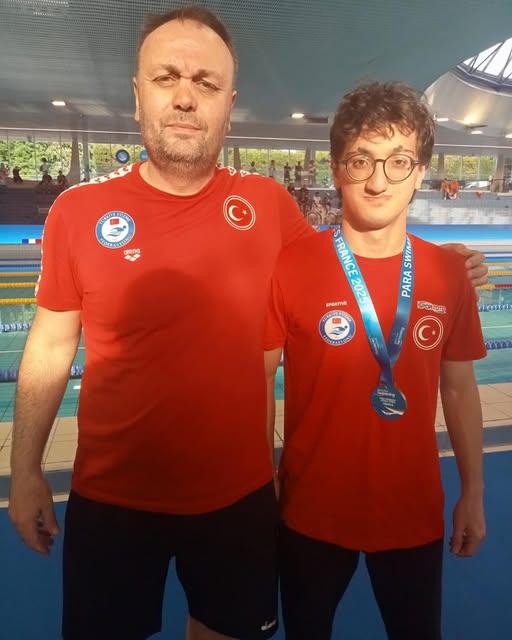 Turgut Aslan Yaraman, Paris'te Düzenlenen Paraswimming World Series'te 1. Oldu