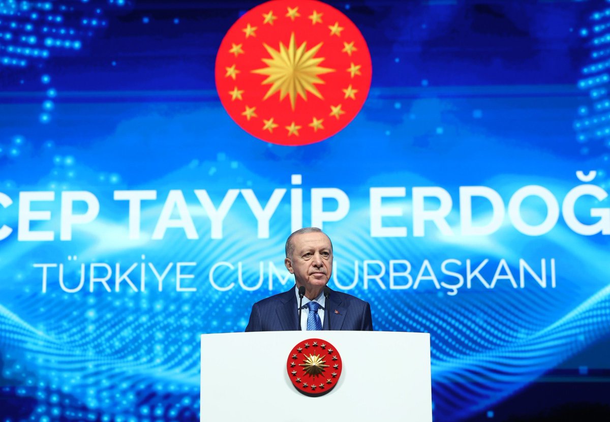 İstanbul Doğal Kaynaklar Zirvesi’nde MTA Temsilcileri