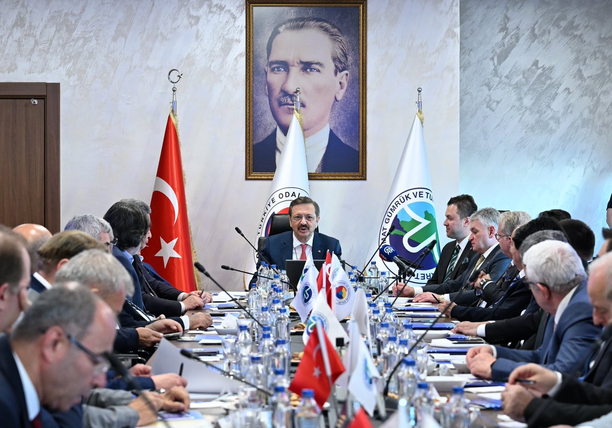 UMAT Gümrük ve Turizm İşletmeleri Genel Kurulunda Görev Değişimi