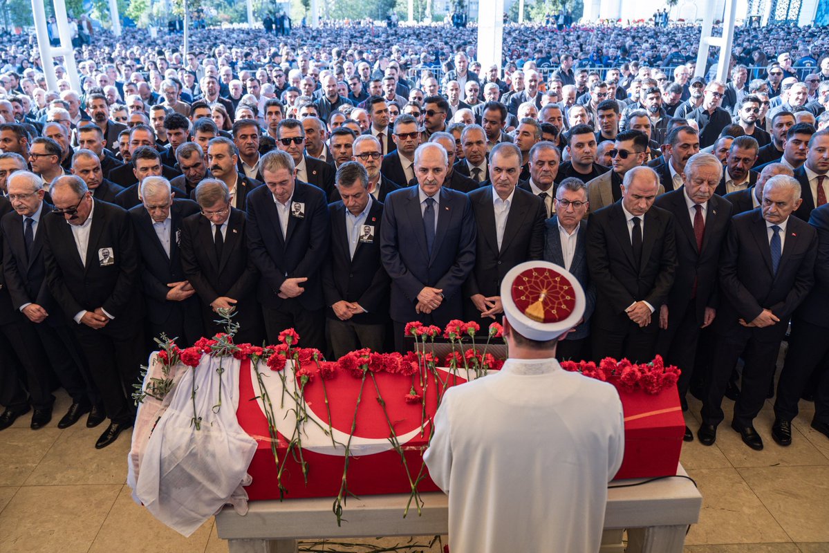 Sırrı Süreyya Önder Vefat Etti