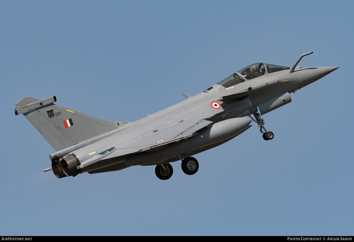 Hindistan Rafale'si Pakistan Tarafından Düşürüldü: Enkaz Bathinda'da Bulundu