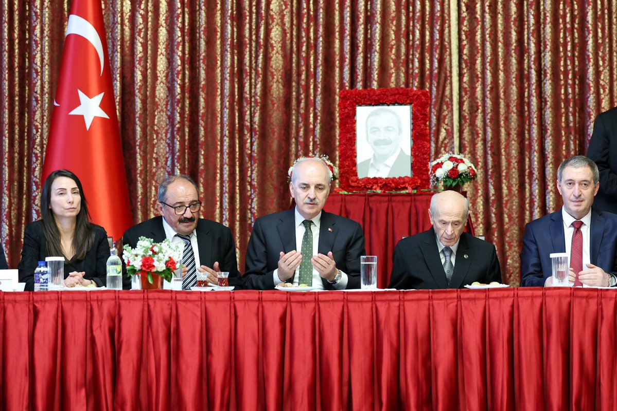 TBMM Başkanı Kurtulmuş, TBMM Tören Salonu'nda Önder için Taziye Programına Katıldı