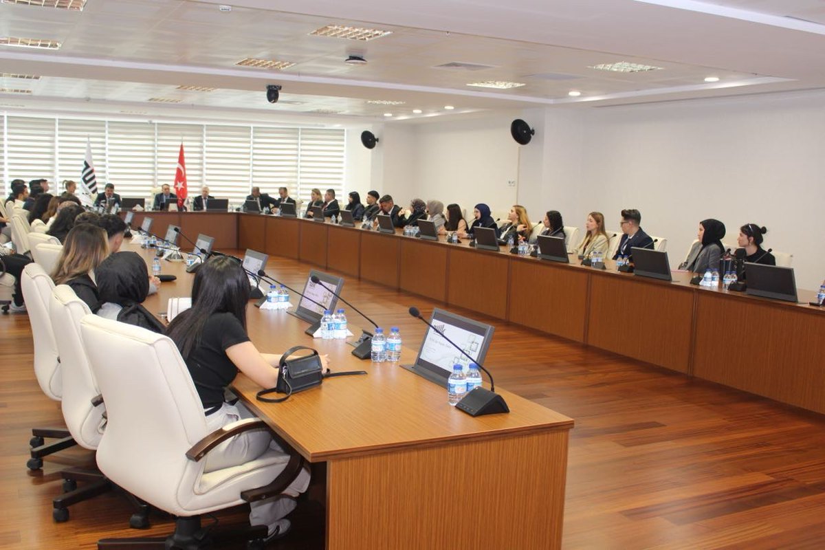 Türkiye İstatistik Kurumu, Necmettin Erbakan Üniversitesi Maliye Öğrenci Topluluğu'nu Ziyaret Etti