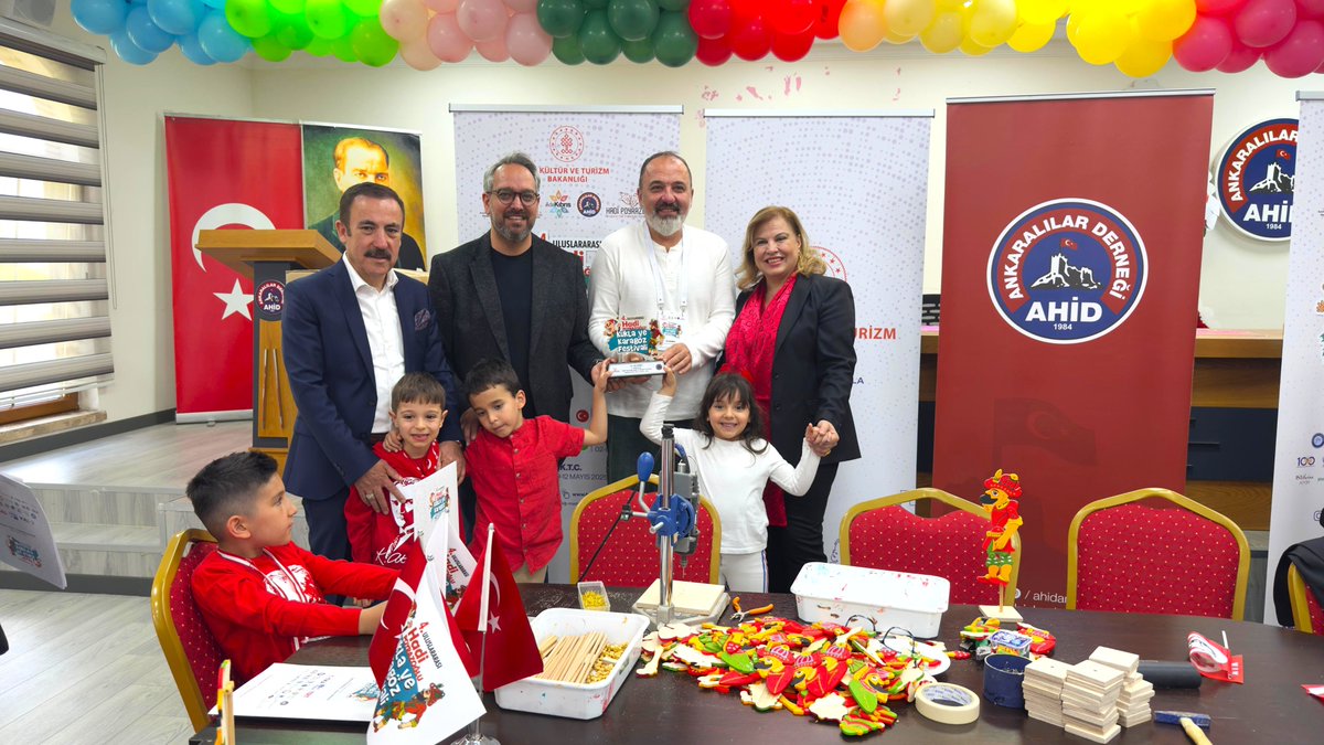 Uluslararası Hadi Poyrazoğlu Kukla ve Karagöz Festivali, Geleneksel Türk Tiyatrosunu Sahneye Taşıdı
