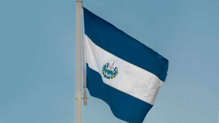 El Salvador, Uluslararası Para Fonu (IMF) Kurallarını Göz Ardı Etti, Bitcoin Alımına Devam Ediyor