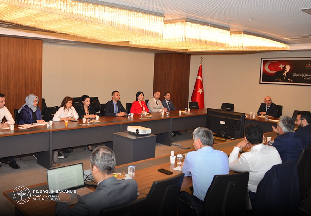 Kamu Hastaneleri Genel Müdürlüğü, Ankara'daki Hastanelerde Hizmet Kalitesini Artırmak İçin Toplantı Düzenledi