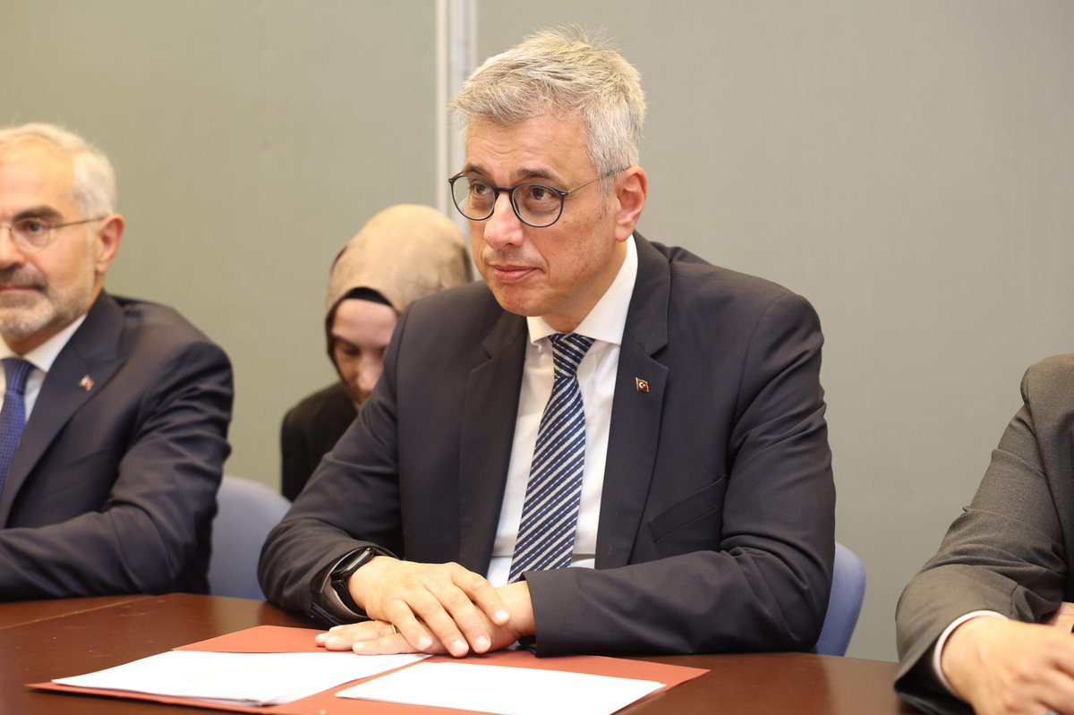 Sağlık Bakanı Memişoğlu, Gürcistanlı Muhatabıyla Bölgesel Sağlık İşbirliğini Görüştü