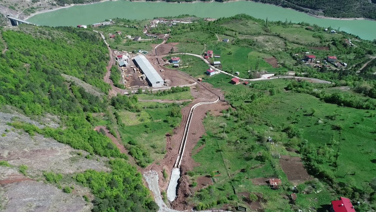 Artvin'de Kürdiye ve Ormanlı Derelerinde Taşkın Önleme Çalışmaları Sürüyor