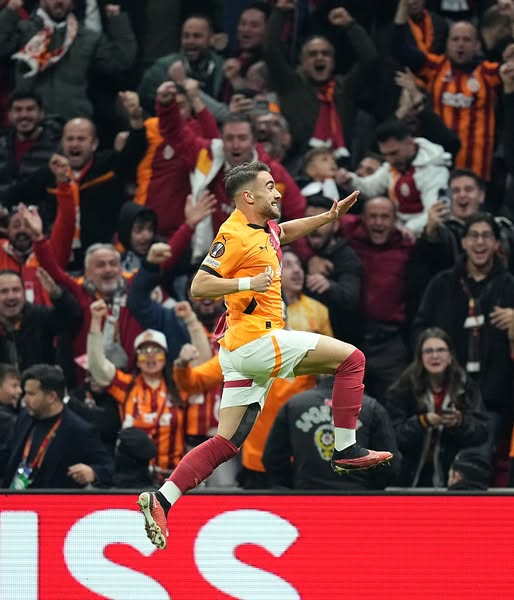 Galatasaray'dan Avrupa Ligi'nde Yılın Golü