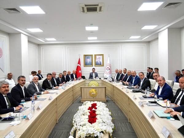 Çevre, Şehircilik ve İklim Değişikliği Bakanlığı Adıyaman'daki Yeniden Yapılanma Çalışmalarında Son Durumu Açıkladı