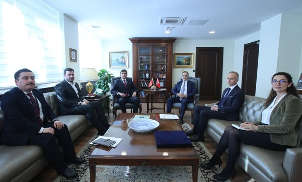 Dışişleri Bakan Yardımcısı Bozay, Karadağ Diaspora Bakanı Azemović ile Ankara'da Görüşü